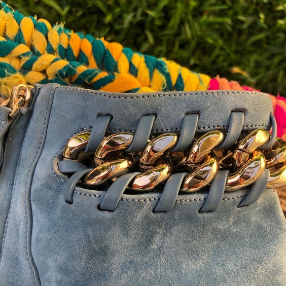 ❤️SOLD❤️ Valentino blue & gold chain boots - Picture 3 of 4